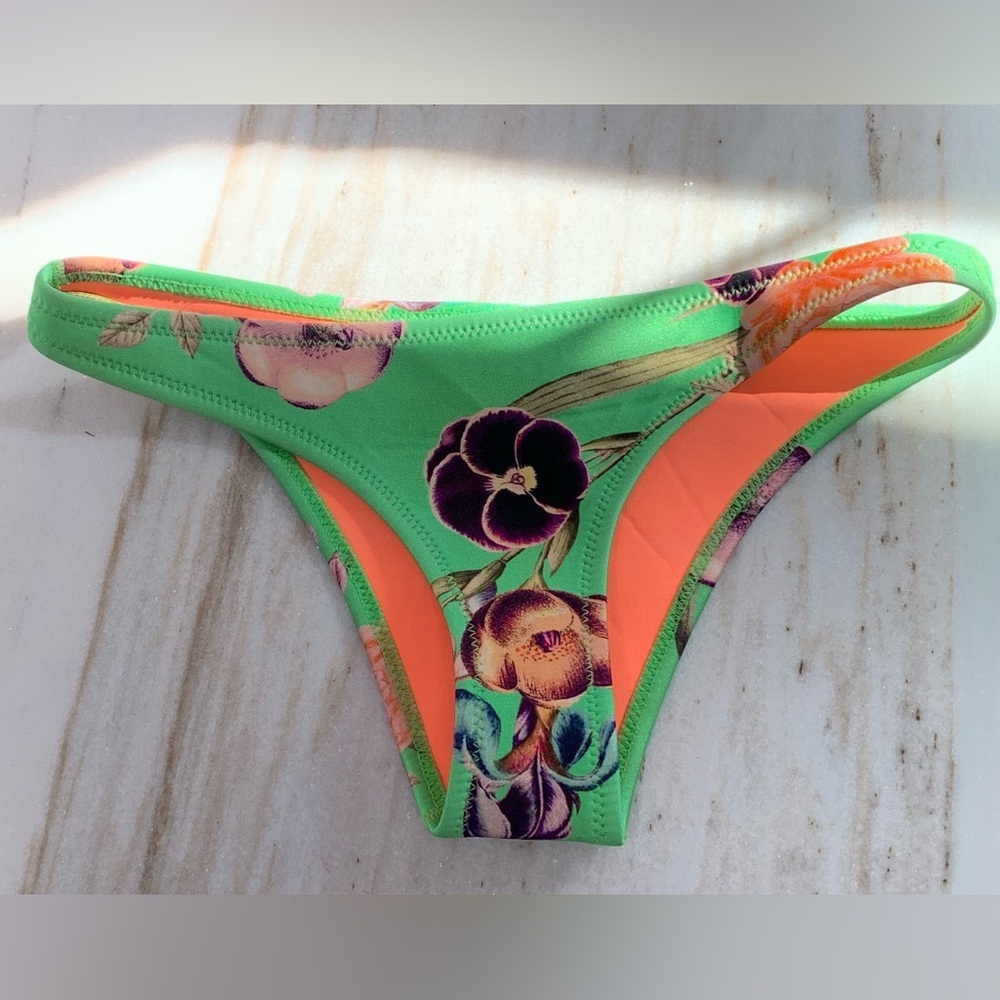 Triangl bikini bottom neoprene sz xsmall Kelly green and Orange floral